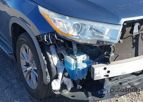 2014 Toyota Highlander Le Plus V6 из США, поврежденный, VIN 5TDBKRFH4ES035083